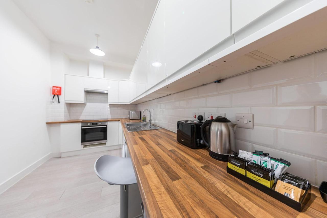 Cozy Rooms With Shared Kitchen And Laundry Area London Exterior photo